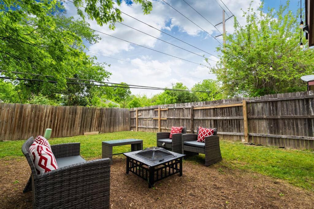 Elegant/4Miles To Downtown/Gameroom & Firepit Austin Exterior foto